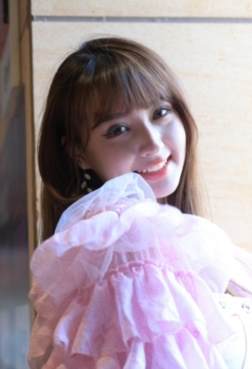 美女穿搭高跟鞋[<font color=red>103P</font>]