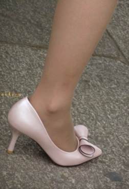 看见喜欢的美腿总能让人兴奋[<font color=red>8P</font>]