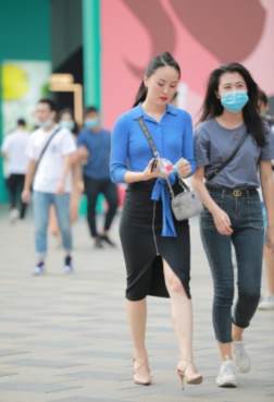 穿出优雅的气息[<font color=red>10P</font>]