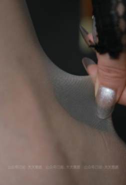 眉清目秀大长腿[<font color=red>94P</font>]