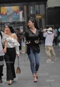 夏天的高跟鞋搭配