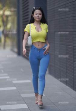 清新淡雅又带着性感[<font color=red>9P</font>]