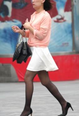 出街的显得格外有魅力[<font color=red>11P</font>]