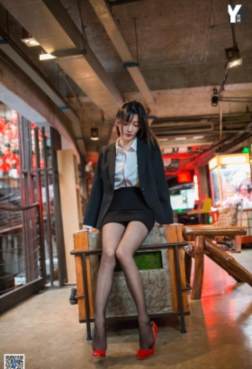 红色的高跟黑制服[<font color=red>95P</font>]