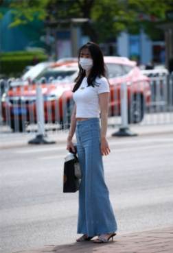 穿搭上去年轻又气质