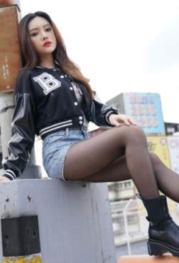 走别人的路让她...[<font color=red>110P</font>]