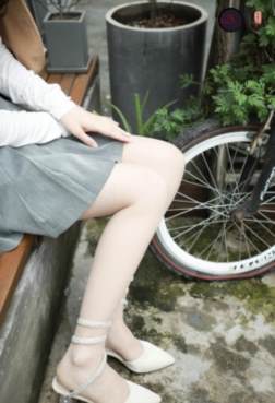 丝仙子 - 你是谁的仙女姐姐？[<font color=red>60P</font>]