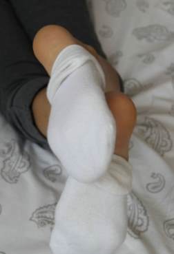 脱下棉袜的妹子，你可喜欢？[<font color=red>24P</font>]