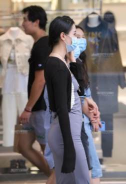 塑造美女曼妙身姿[<font color=red>6P</font>]