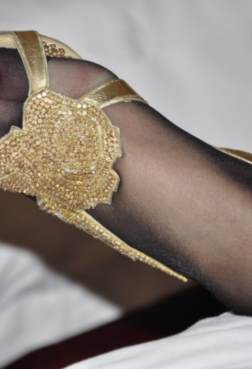 美足一对，美人相伴，丝相随[<font color=red>16P</font>]