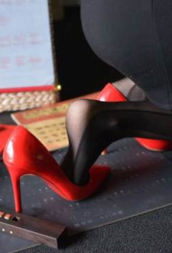 IESS图 特别的黑丝送给喜欢的你[<font color=red>84P</font>]