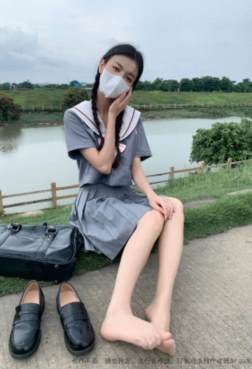 优雅又性感[<font color=red>76P</font>]