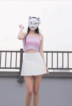 高挑女生穿搭高跟鞋[<font color=red>56P</font>]