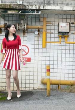 漂亮好看美女腿长[<font color=red>81P</font>]