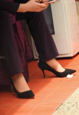 如此完美高丝女OL气质上乘[<font color=red>14P</font>]