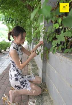 耽- 旗袍配丝穿高[<font color=red>86P</font>]