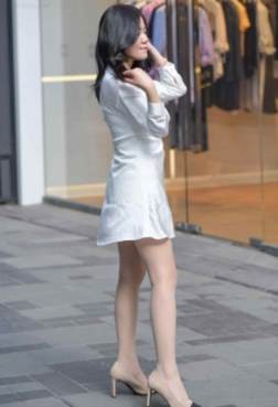 街上这小姐姐的气质足够引领目光了[<font color=red>21P</font>]