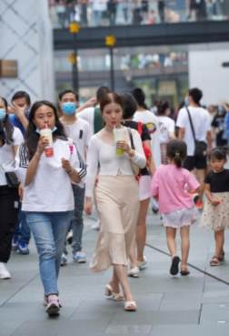 腿长高跟鞋穿搭[<font color=red>6P</font>]