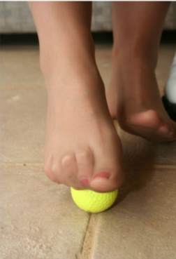 丝下之球，非常可人[<font color=red>8P</font>]