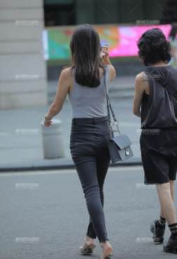 气质的尖头细跟鞋