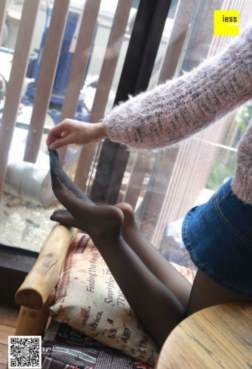 IESS 这里的黑丝美美惹人爱[<font color=red>94P</font>]