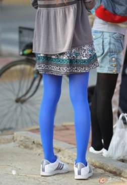 街拍漂亮小姐姐兰兰丝[<font color=red>17P</font>]