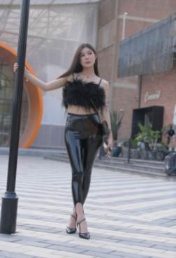 有爱心的人对待小动物自然也会很不错[<font color=red>84P</font>]