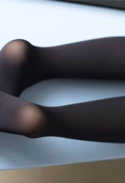 漂亮的黑丝总是值得去保持到手机的[<font color=red>102P</font>]