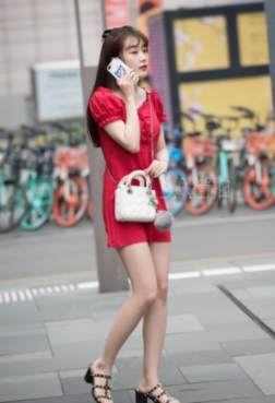 天冷也阻挡不了时尚的脚步[<font color=red>14P</font>]