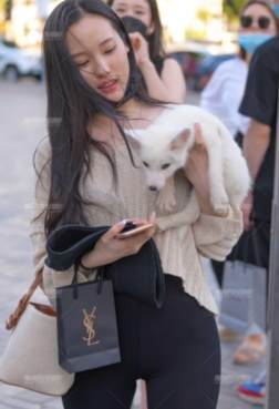 高跟鞋简约又时尚