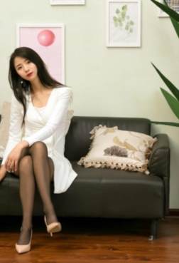 气质好身材小姐姐！[<font color=red>80P</font>]