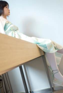 优雅的美女[<font color=red>109P</font>]