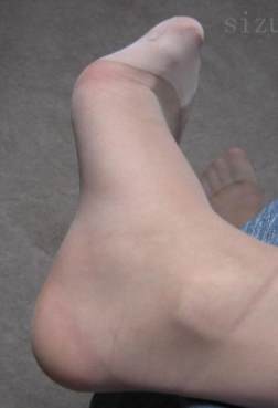 没事翘起脚丫拍几张，品鉴品鉴[<font color=red>10P</font>]