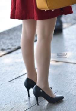 街拍游园[<font color=red>11P</font>]