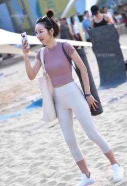 爱上jio穿时尚细跟鞋