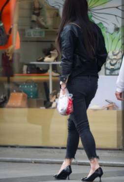 高跟鞋穿搭出街