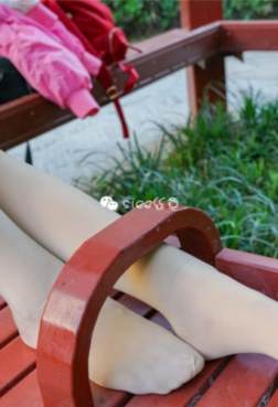 siee丝意 喜欢这种鞋子的穿搭不？[<font color=red>65P</font>]