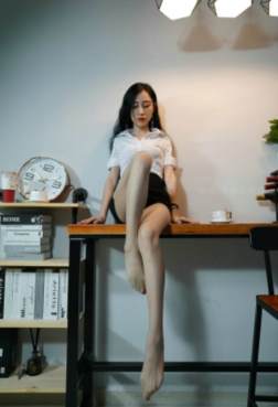 学妹加速跑 - 一切都是那么的美好[<font color=red>90P</font>]