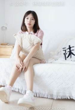 一双美丽的高跟鞋[<font color=red>76P</font>]