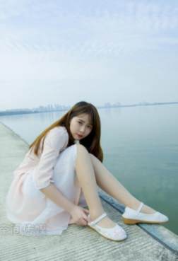 充满少女甜美的气息[<font color=red>42P</font>]